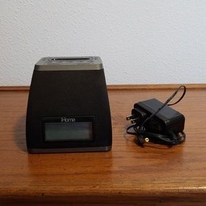 iHome iP21 Docking Station with Speaker